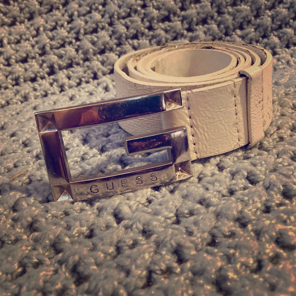 Guess belt